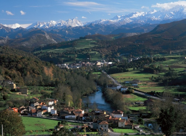 Fotografía aérea de Cangas de Onís
