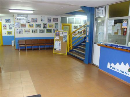 Entrada al Pabellón
