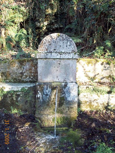 Fuente de San Julián